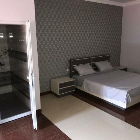 Liko Hostel エレバン エクステリア 写真