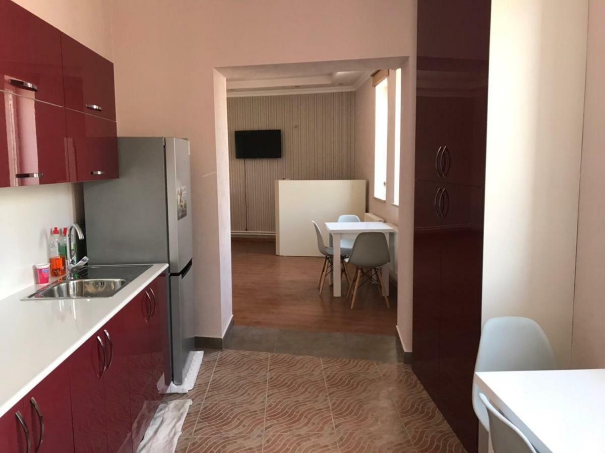 Liko Hostel エレバン エクステリア 写真